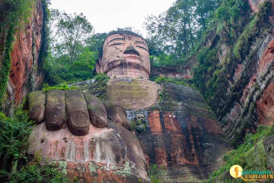 Leshan Giant Buddha Statue 