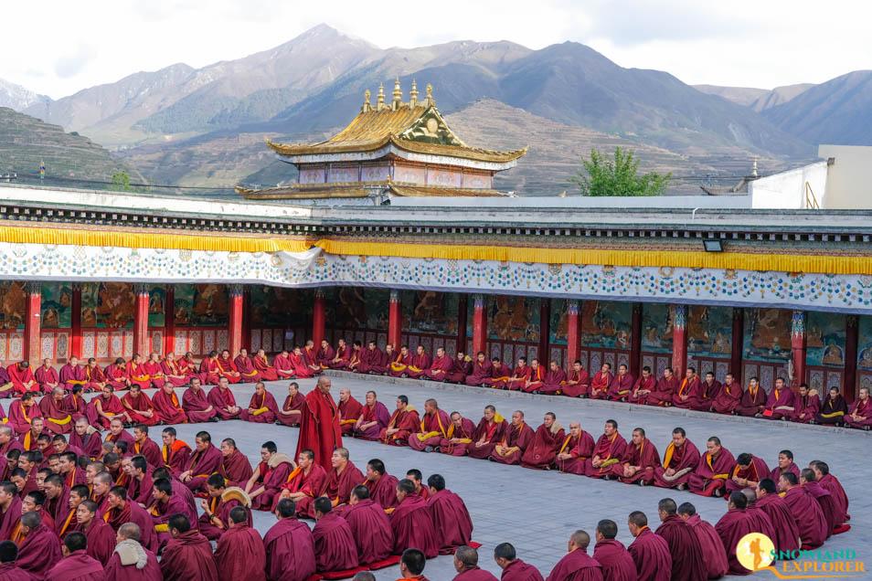 Monks are gethering for prayer session in Rongwo Monastery