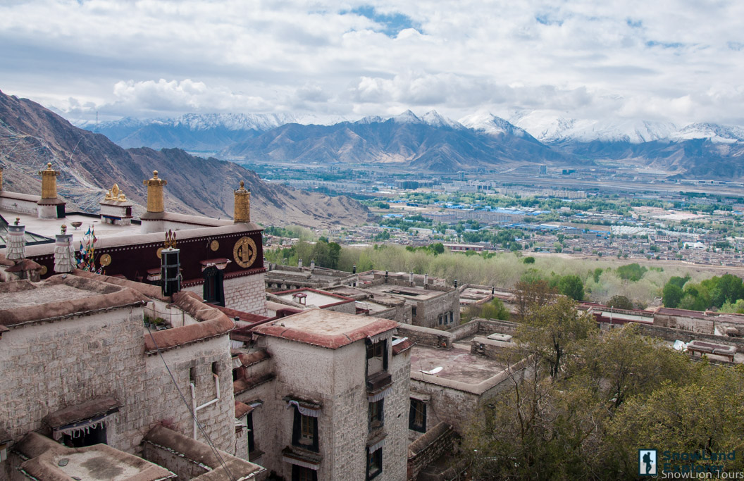 The view from rooftop of Drepung Monastery in Lhasa