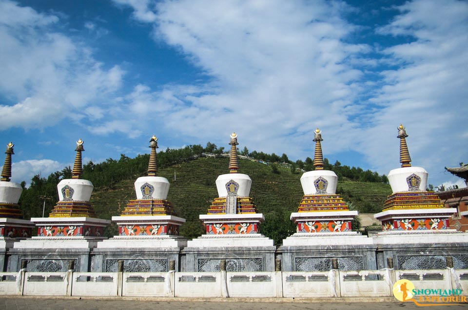 Eight Stupas at the Kumbum Monastery 